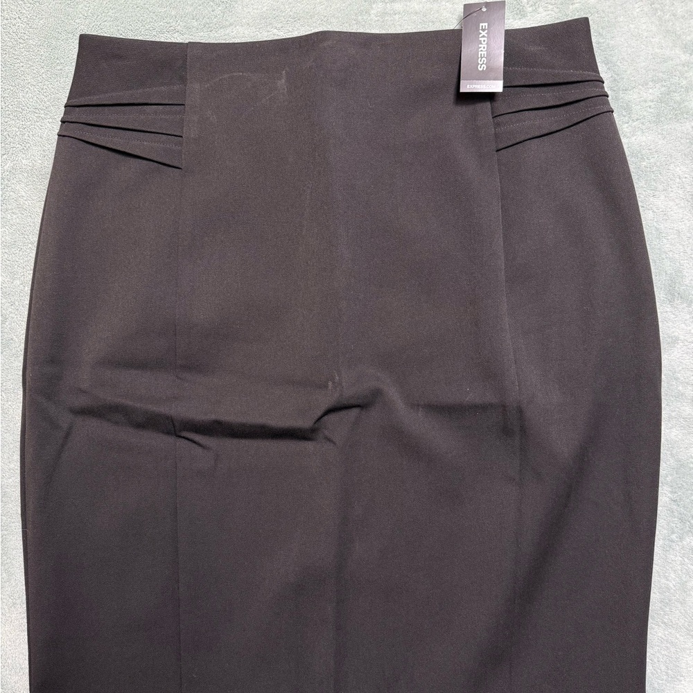 Express Gray Knee-Length Pleated Pencil Skirt